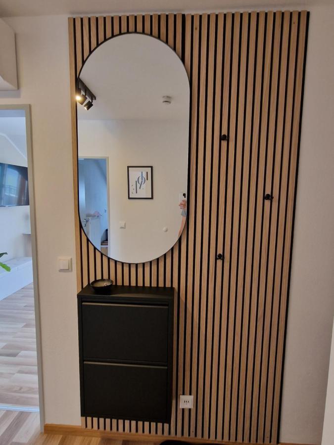 C4S Come4Stay Altoetting - 3-Zi Whg I Zentrale Lage I Parkplatz I Balkon I Wifi I Smarttv I 1 Kingsize, 1 Queensize Bett I Office Arbeitsplatz I Wohnbereich Mit Couch Und Essbereich I Voll Ausgestattete Kueche I Nespresso Exterior foto